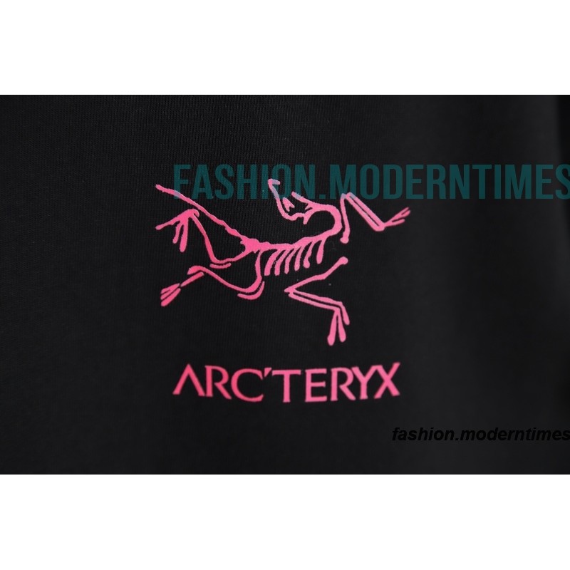 Arc Teryx - Large Logo Printed Short Sleeve T-shirt On The Back